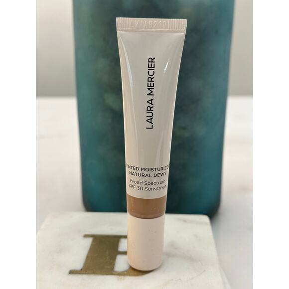 Laura Mercier Tinted Moisturizer Natural Dewy SPF 30 Sunscreen NIB 4N Teak - Picture 5 of 8